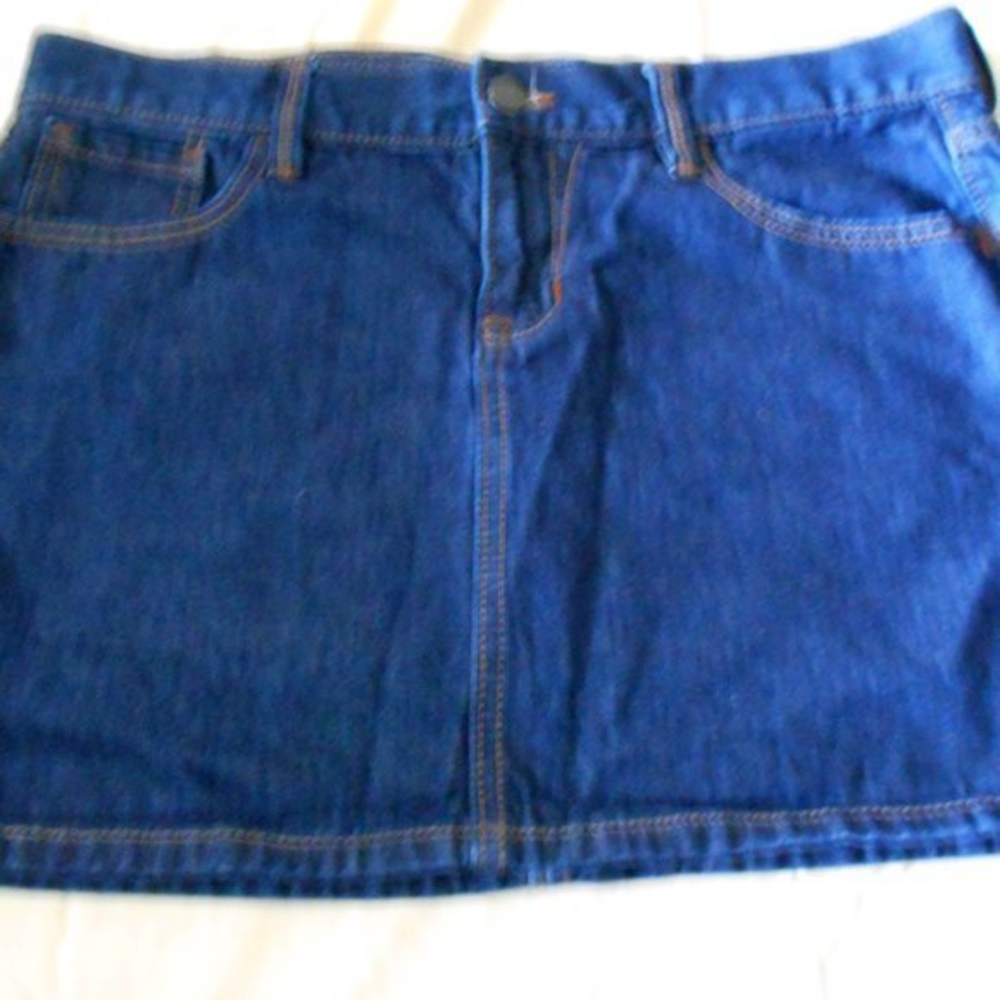 MINI‎ SKIRT